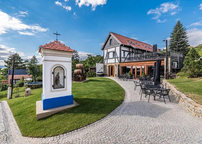 Apart-hotel Sklepy Mařatice 3*